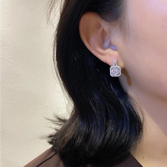 Swarovski Elements Crystal Square Earrings - Picture 6 of 7